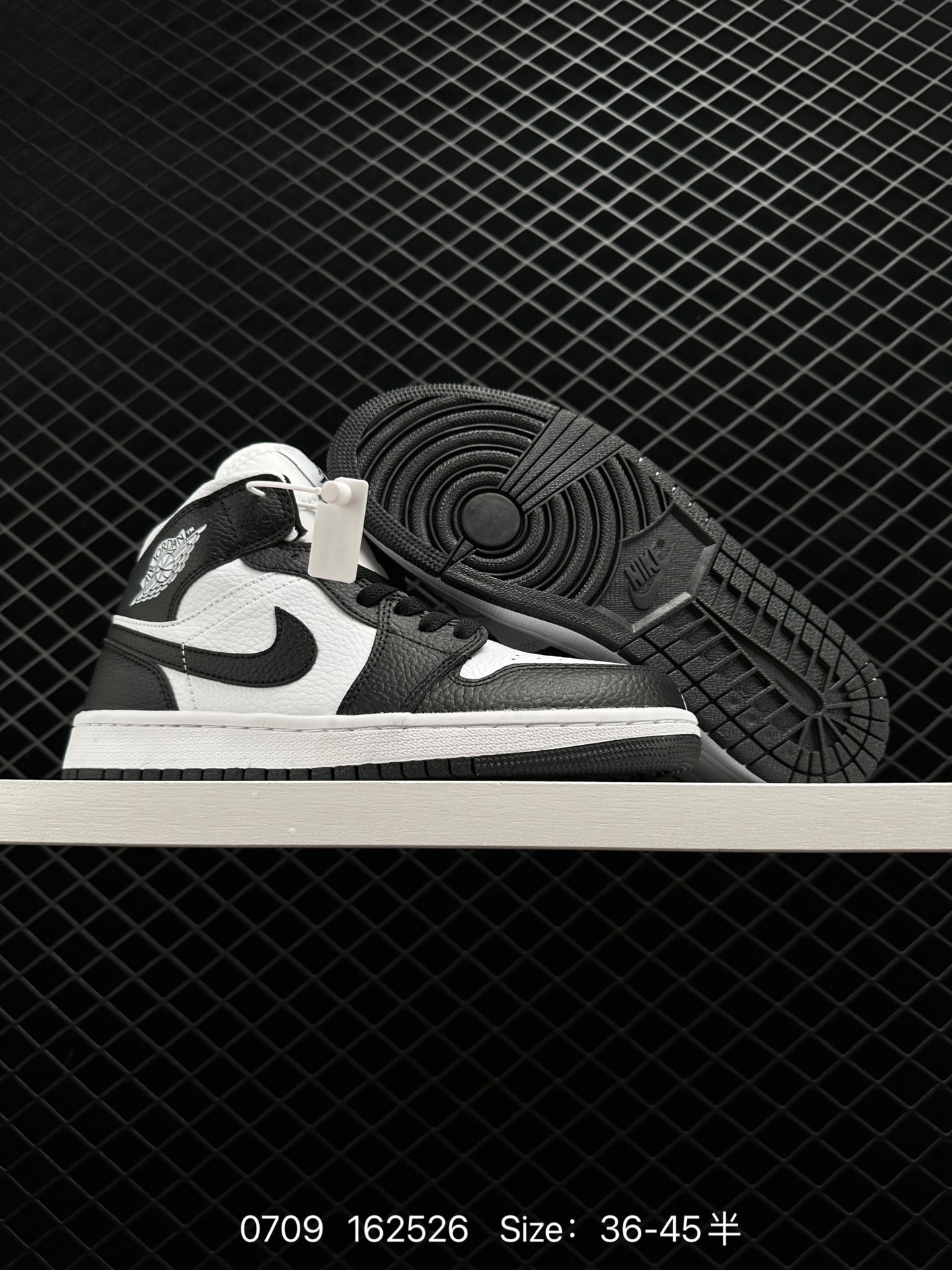 Nike Air Jordan 1 Low AJ1